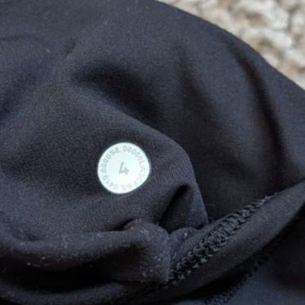 Lululemon Black Suede Fast and Free High-Rise Tight 28" Inseam Leggings Size 4 - Picture 6 of 16